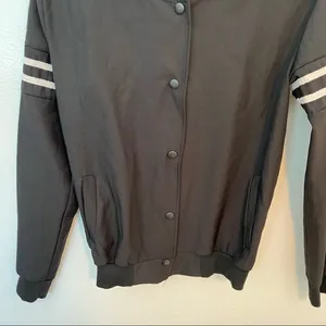 Women's Size Medium Stand Collar‎ Buttons Crop Coat Black White Long Sleeve Snap thumbnail 5