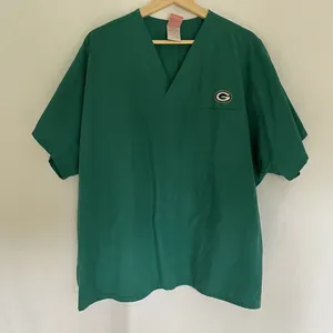 NFL nurse sz L gophers scrubs green‎ short sleeved top v-neck lightweight thumbnail 1
