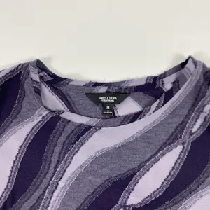 Simply Vera Vera Wang Shirt Womens Medium Purple Asymmetrical Hem Abstract‎ Top thumbnail 2