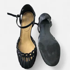Vintage 90s 2000s Y2K Whimsygoth Leather black fisherman maryjane heels pumps roman hollow strappy cage cone curved round toe basket weaving Heel height:3.2” thumbnail 3