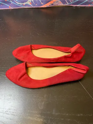 SHEIN Red Suede Pointed-Toe Ballet Flats thumbnail 2