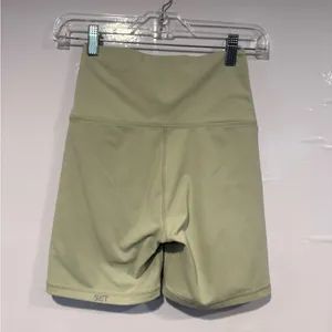 Light Green Set Active Women's High-Waisted‎ Shorts thumbnail 5