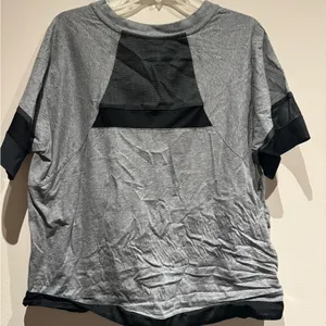 Nike gray top with mesh accents and drawstring bottom hem size XL thumbnail 6