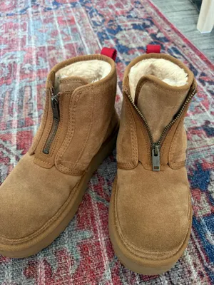 UGG Neumel Boots thumbnail 6