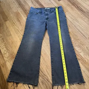 Levis‎ Superlow Flare Jeans Faded Black Raw Hem Size 33 Low Rise Y2K Denim thumbnail 3