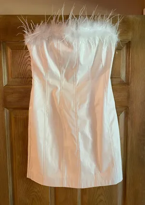 White Leather Dress Size L thumbnail 1