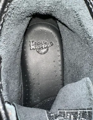 Dr Martens air wait leather ankle boots thumbnail 9