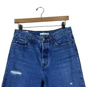 Levis Wedgie Straight Distressed High Rise Jeans Blue Denim Ripped Size 29 thumbnail 2