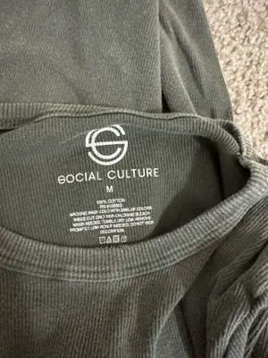 TJ Maxx Green Nashville top thumbnail 3