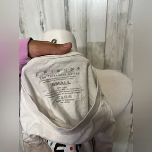 White top White thumbnail 4