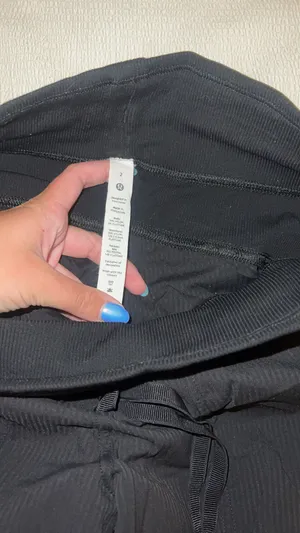 Lululemon Joggers thumbnail 3