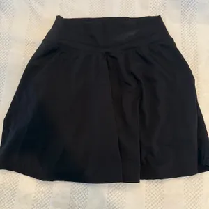 new buffbunny collection athletic skort size medium M thumbnail 1