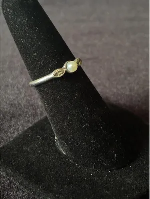 Pandora Sterling Silver Luminous Leaves Pearl & CZ Ring - Size 6.25 thumbnail 2