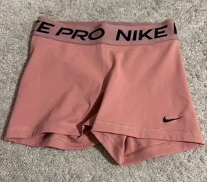 Nike Pro Shorts thumbnail 1