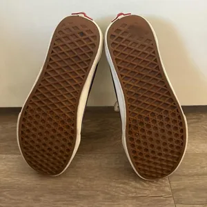 Vans Black and White sneakers thumbnail 5