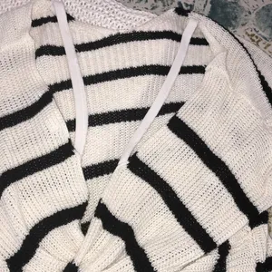 Love Tree small creme & black striped back sweater thumbnail 6