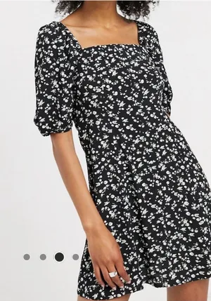 & other stories Black Floral Square-Neck Mini Dress thumbnail 1
