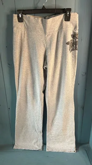 Life Is Good Light Gray Floral-Accent Lounge Pants | Size Medium thumbnail 1