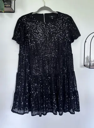 Lulus Black Fully Sequin Short Sleeve Shift Dress‎ Size Medium thumbnail 1
