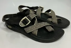 Chacos Z Volv 2‎ black & white sandals size 8 thumbnail 1