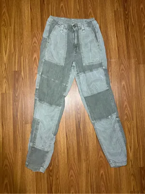 American Eagle High Rise Patchwork Lyocell Green Pants 4. thumbnail 2