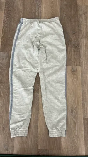 Brandy Melville Sweatpants Striped Grey thumbnail 2
