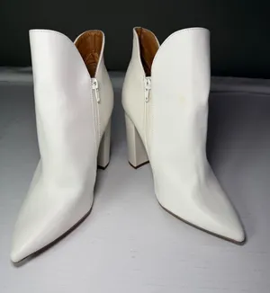 Qupid White Pointed Toe Ankle Booties with Block Heel thumbnail 1