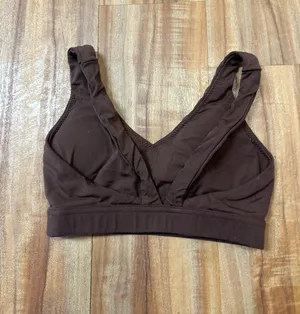 Sports Bra thumbnail 2