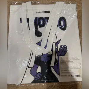 Dreame mart twotoo White and Black Graphic Tote Bag thumbnail 2