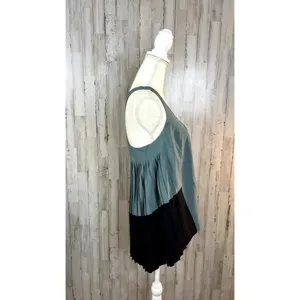 NWT Athleta Women's Small Pleated Deep Ocean Teal Sleeveless V-Neck‎ Tank Top thumbnail 4