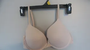 PINK Victoria's Secret wear everywhere t-shirt lightly lined bra in tan and pink size 34C. thumbnail 4