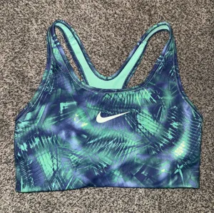 Nike Dri-Fit Jungle Floral Sport Bra Top Size Small thumbnail 1