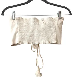 ALICE + OLIVIA Livia Faux Leather Halter Top White Sz 2‎ thumbnail 3