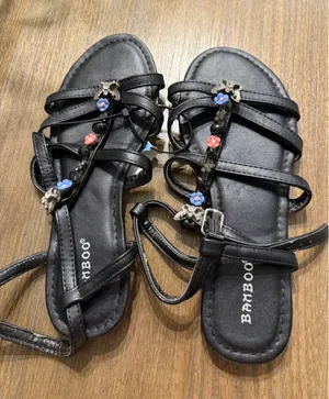 Bamboo Black Floral Butterfly Sandals Size 6.5 thumbnail 1