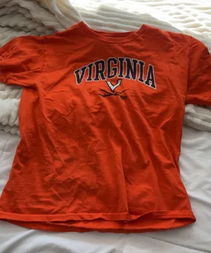 Gildan uva graphic t thumbnail 1