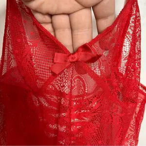Victoria’s Secret red lace unlined lingerie‎ size medium thumbnail 4