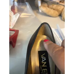 Vaneli Leather Pointed Toe Pump Gold Chain Link Women 7 Black Bridgenton‎ Style thumbnail 9
