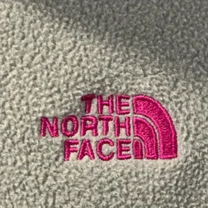 The North Face Women's Light Gray Fleece with Pink Zipper thumbnail 2