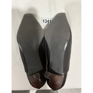 Woman’s Liz Claiborne Lawrence 8.5 Brown Zip Back Heel Ankle Bootie thumbnail 8