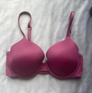 Victoria’s Secret PINK bra thumbnail 1
