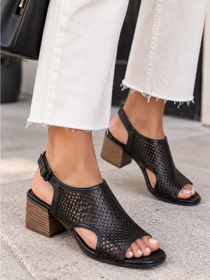 Clarks Caroleigh Star open toe leather sandals NEW black 9.5 thumbnail 1
