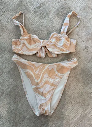 Abercrombie Bikini Set thumbnail 1
