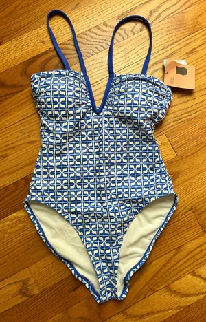 Shade & Shore Blue and White Geometric One-Piece Swimsuit xs thumbnail 1