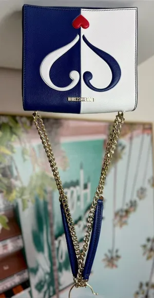 Love Moschino White Blue Split Heart Structured Shoulder Bag Gold Chain thumbnail 1