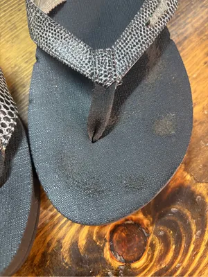 Reef black flip flops size 9 thumbnail 5
