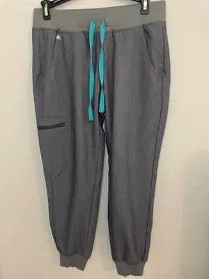 Figs Jogger Scrub Set thumbnail 4