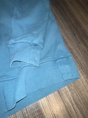 Lululemon Teal/Blue Long-Sleeve Crewneck Sweater thumbnail 4