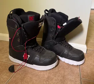 Men’s DC Snowboard boots Black Size 11.5 thumbnail 1