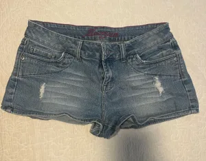 Delia's 2000s low-rise jeans thumbnail 1