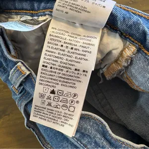 Levi’s 501 Cut Off Shorts Blue Button Fly size 25 Daisy High Rise Distressed thumbnail 7